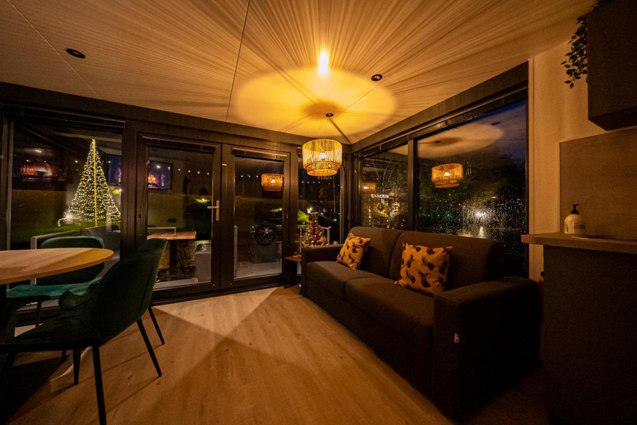 Houseboats Mookerplas Met Dakterras Middelaar Luaran gambar