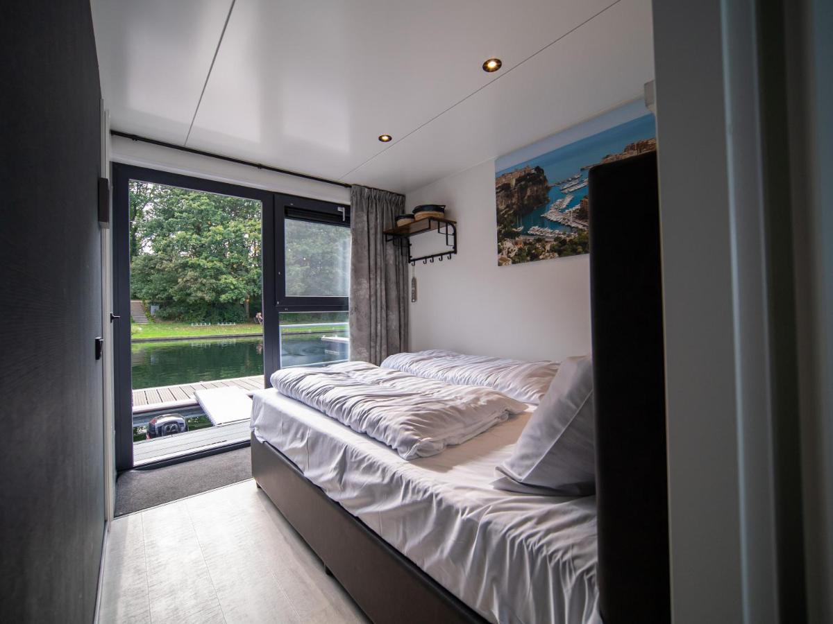 Houseboats Mookerplas Met Dakterras Middelaar Luaran gambar