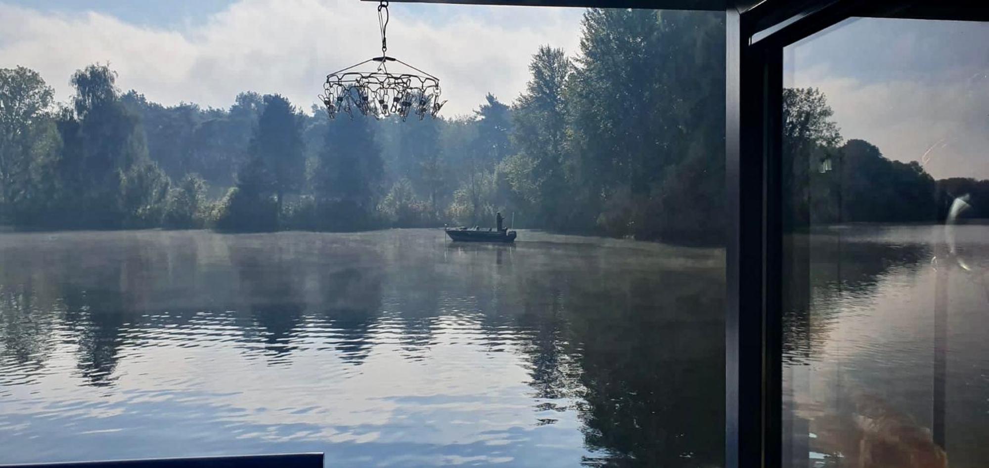 Houseboats Mookerplas Met Dakterras Middelaar Luaran gambar